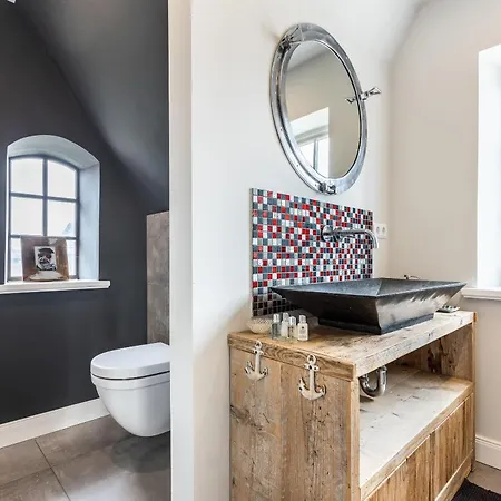 Tom Kyle Dom wakacyjny *